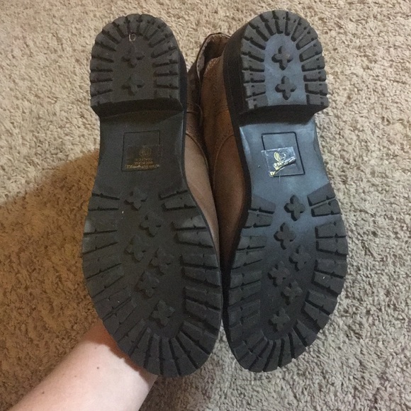 Boots - Picture 3 of 3